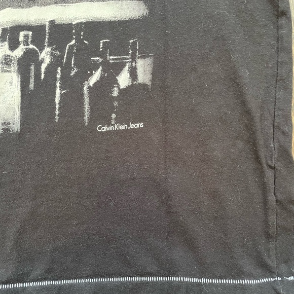 Vintage Single Stitch Calvin Klein Graphic Tee Shirts (M) - Picture 4 of 8